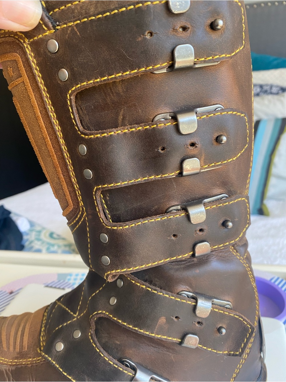 Icon 1000 Elsinore Oiled 
Brown Leather Motorcycle Boots
Buckle Rugged Biker 8.5 - Picture 10 of 17